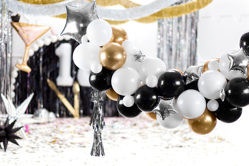 Girlanda balonowa Gwiazdki – balony foliowe i kolorowy mix
