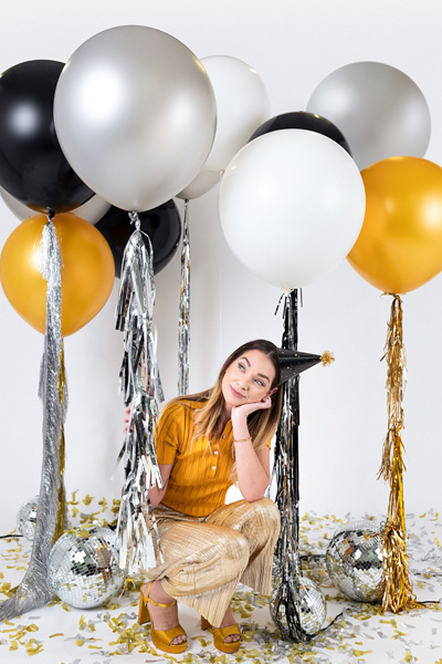 Balon okrągły Metallic Silver Snow – zbliżenie
