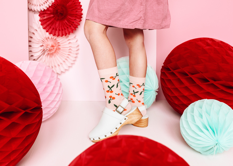 Skarpetki Wisienki mix 31-34 – kolorowy mix