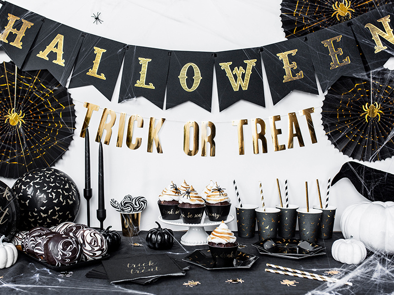 Pajęczyna Halloween biała 60g zbliżenie