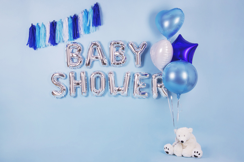 Balon foliowy litera R srebrny - detal