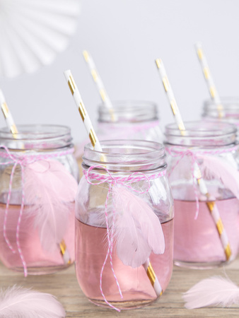 Piórka dekoracyjne, jasnoróżowy, 3g