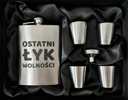 Piersiówka z grawerem OSTATNI ŁYK WOLNOŚCI