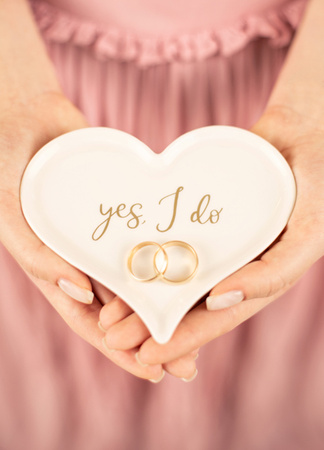 Talerzyk porcelanowy na obrączki Serce, 13.3x10.8 cm