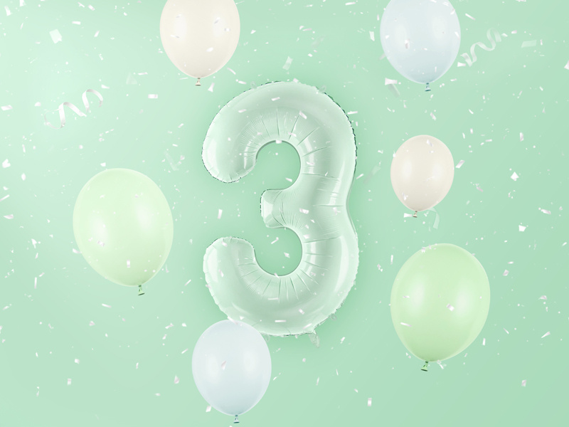 Balon foliowy Cyfra 3 zieleń – zbliżenie