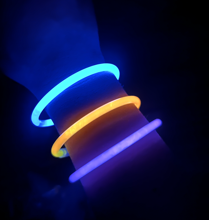 Bransoletki fluorescencyjne glow sticks 1 op./ 100 szt.