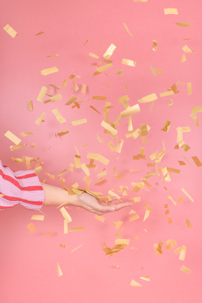 Tuba strzelająca złotymi paskami – długość tuby 20 cm