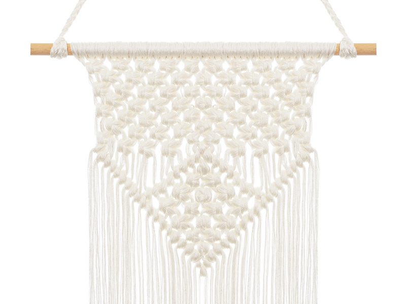 Makrama złamana biel - widok z boku