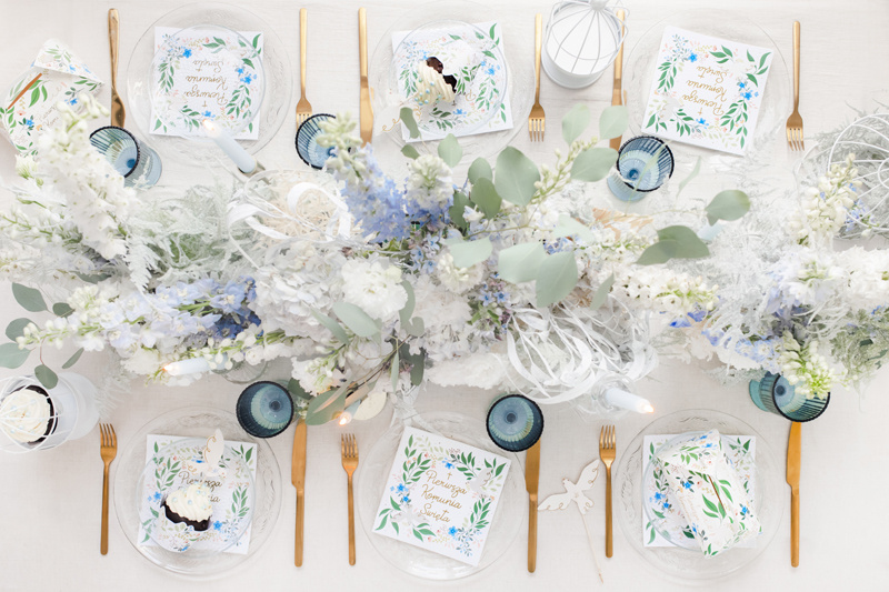 Serwetki komunijne rozłożone