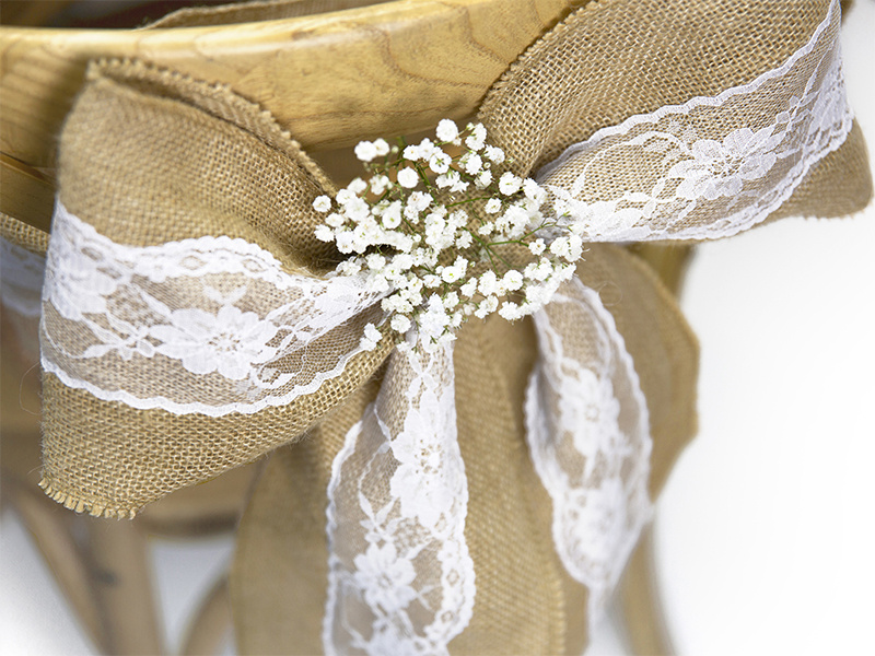 Szarfa na krzesło z juty - przykład zastosowania