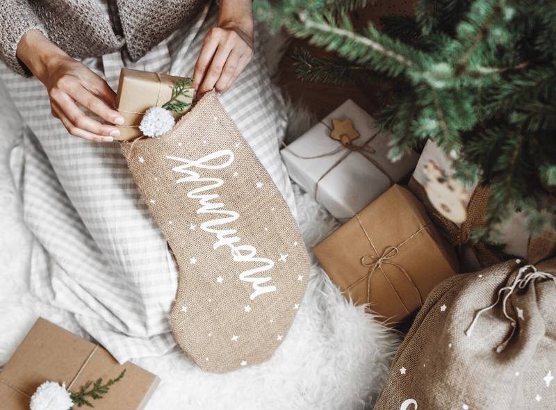 Skarpeta dekoracyjna Mommy biały - zdjęcie 2