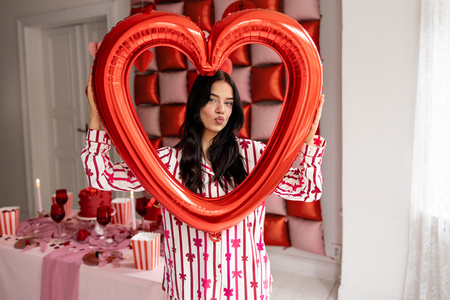 Balon foliowy Serce ramka, 86x83.5 cm, czerwony