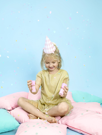 Krakersy z konfetti, mix, 3x17x3,5cm (1 op. / 6 szt.)