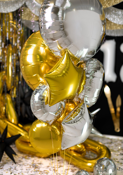 Balon okrągły Pastylka 80 cm złoty – pomysł na prezent i dekorację