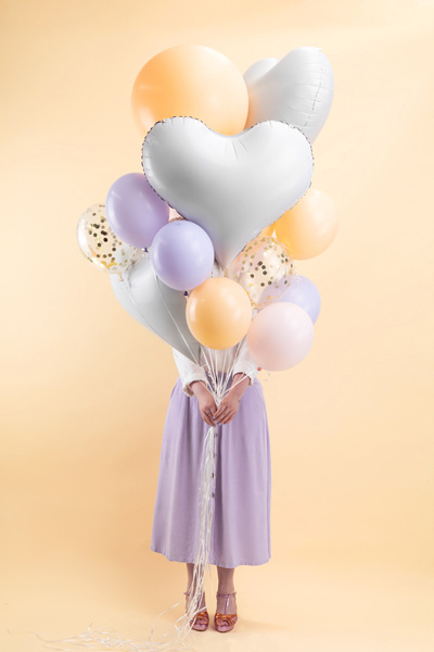 Balon foliowy Serce 75x64,5 cm biały - detale produktu