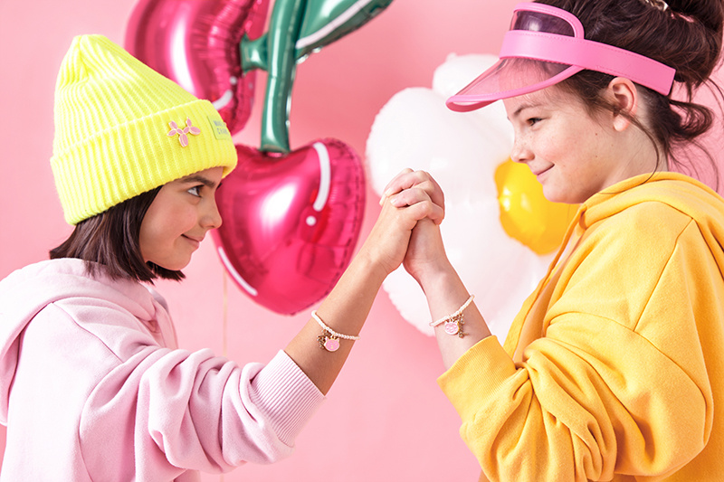 Kartka z bransoletkami Best Friends – widok bransoletek