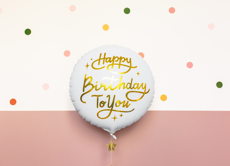 Balon foliowy Happy Birthday To You 35cm biały z bliska