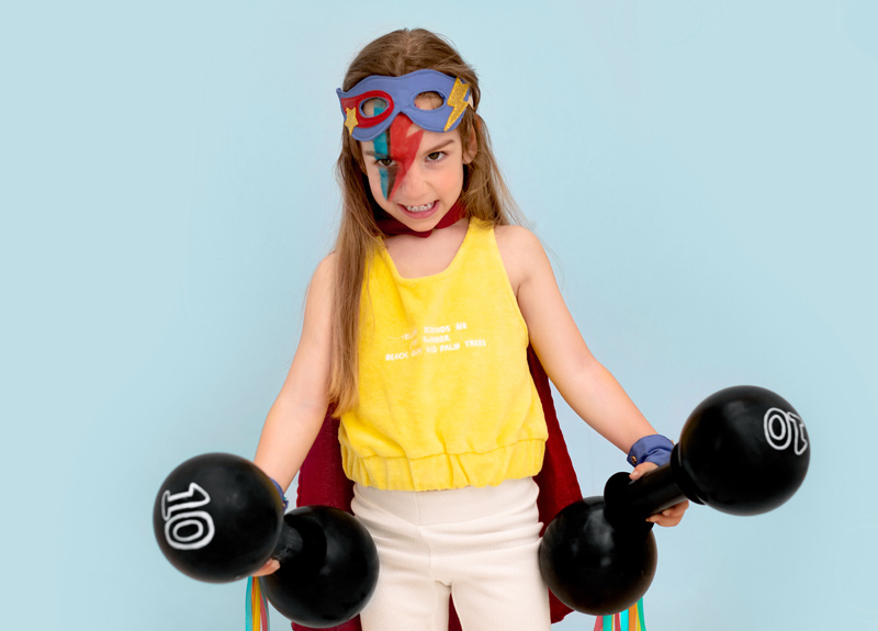 Zestaw 12 kredek do malowania twarzy