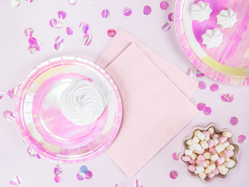 Serwetki trójwarstwowe jasny róż – zbliżenie na strukturę