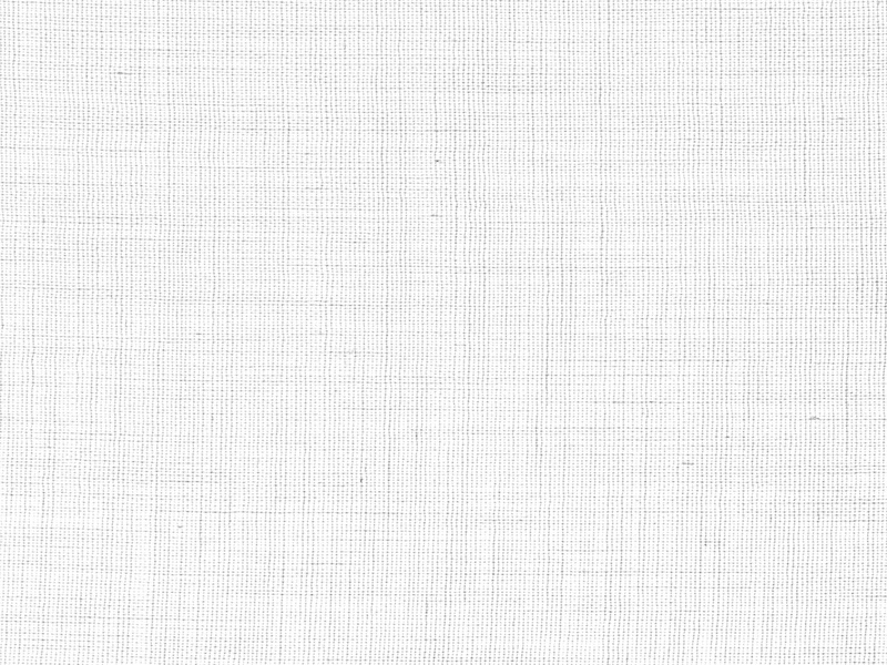 Białe serwetki materiałowe z muślinu na stole