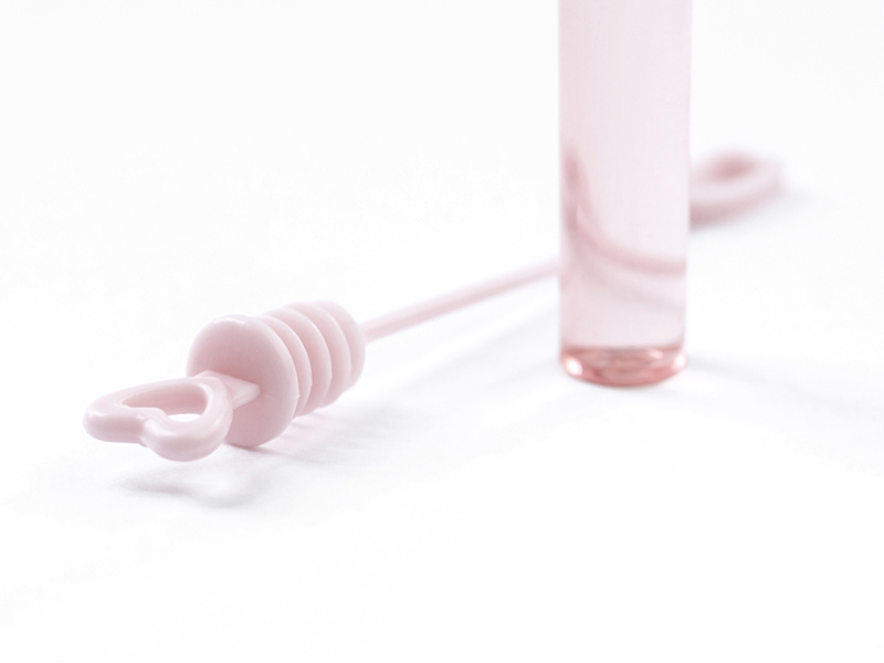 Różowe buteleczki z serduszkiem – bańki mydlane