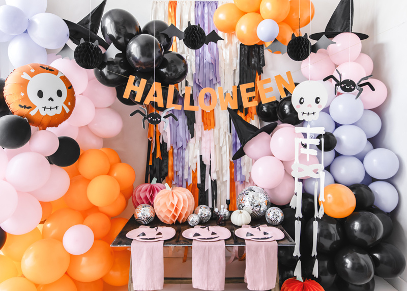 Baner Halloween pomarańczowy – zastosowanie dekoracyjne