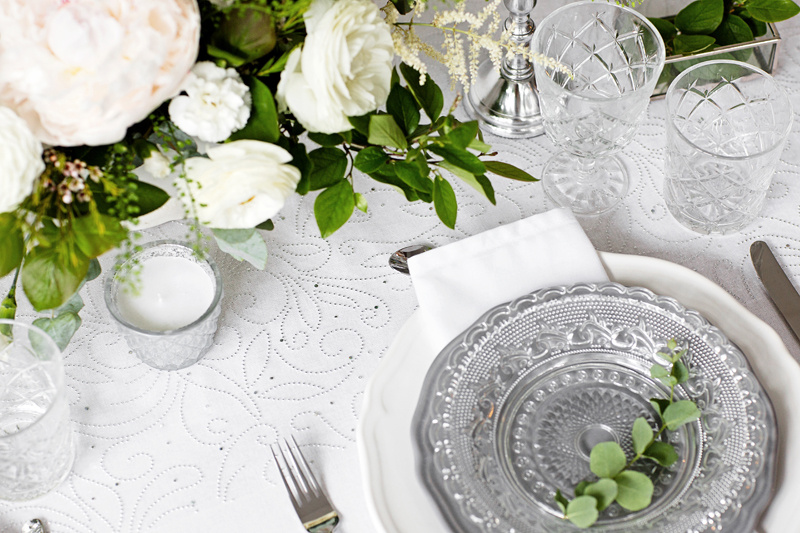 Organza z nadrukiem – detale struktury