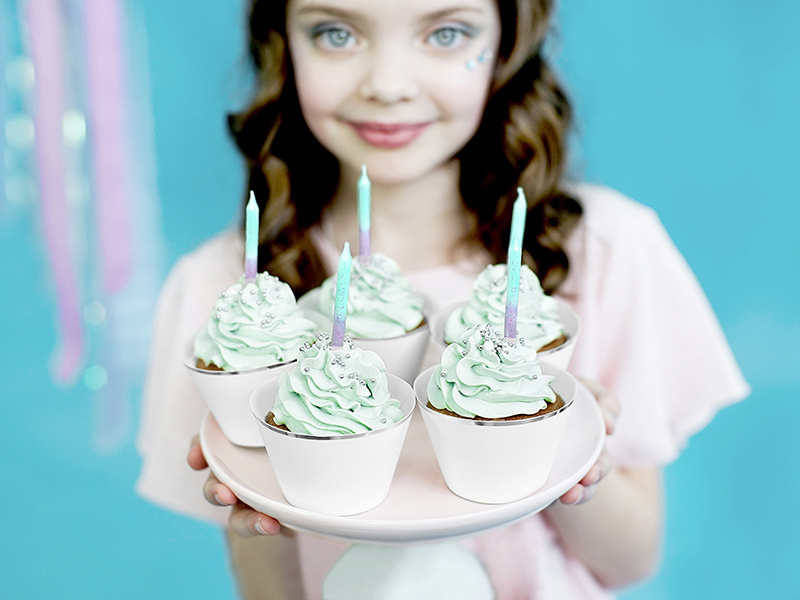 Kolorowe świeczki urodzinowe ombre