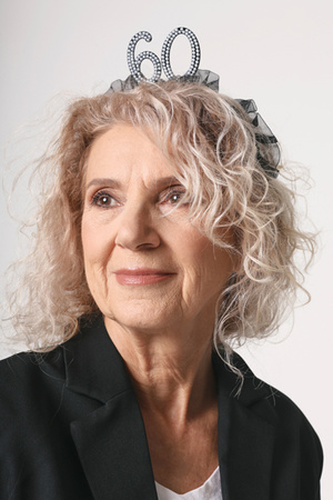 Opaska ''60'' z falbanką i perełkami