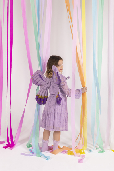 Balon Skrzydła Motyla fioletowe matowe z linkami do mocowania