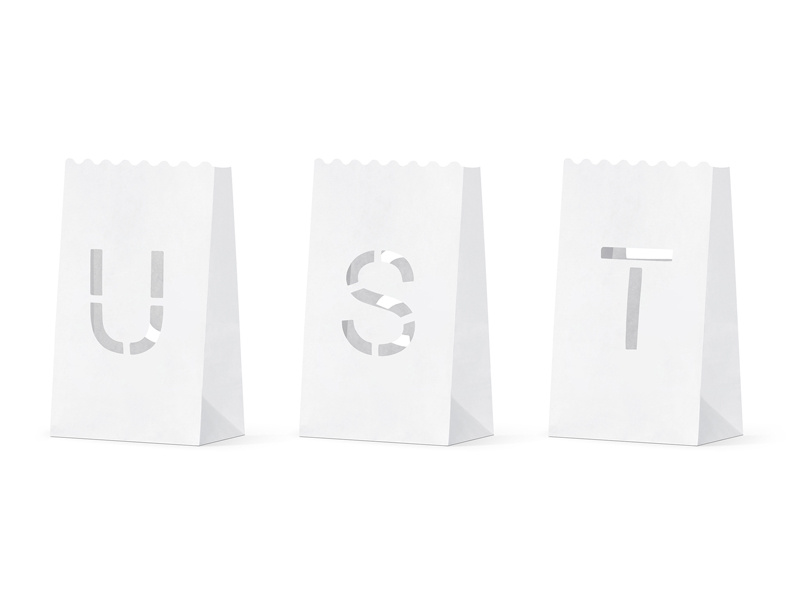 Lampiony z napisem Just Married – zbliżenie na detale