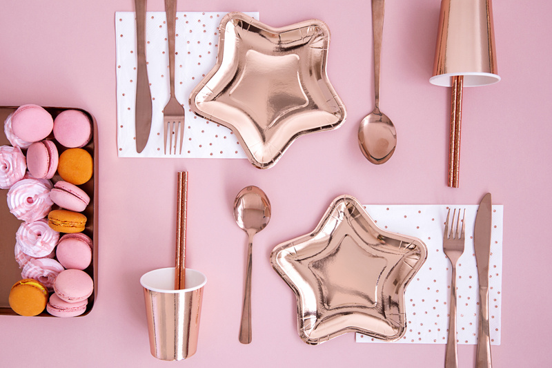 Serwetki Kropki biały 33x33cm zbliżenie