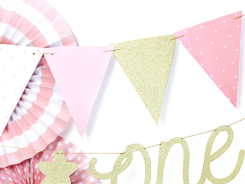 Girlanda 1st Birthday - dekoracja na przyjęcie dziecięce