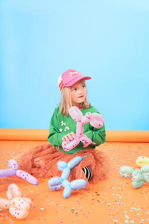 Balony modeliny pastelowe 130cm z pompką, mix (1 op. / 30 szt.)