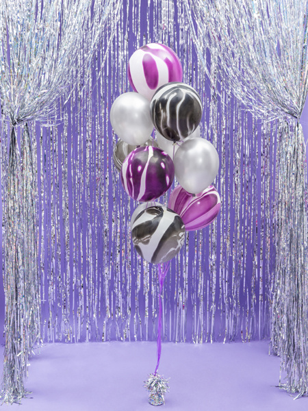 Balony Strong Metallic Silver Snow – detal balonów
