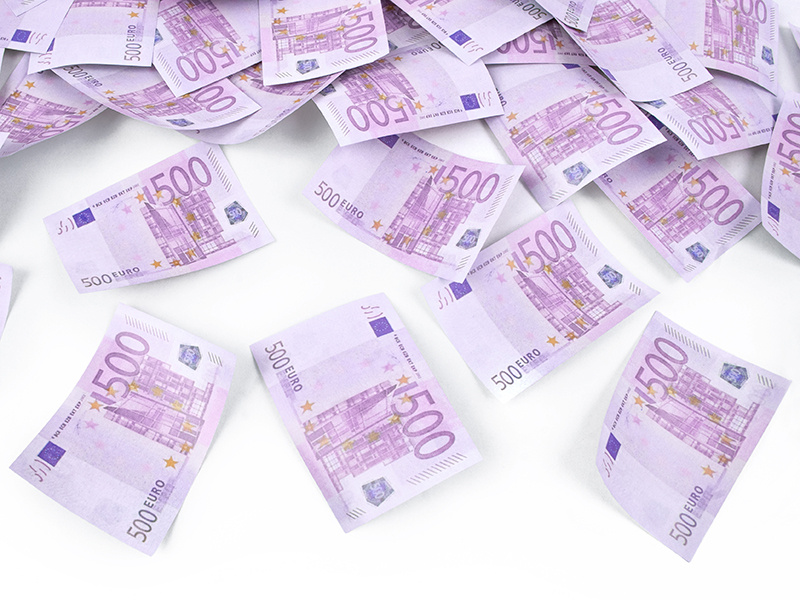 Banknoty 500 euro z tuby 60cm