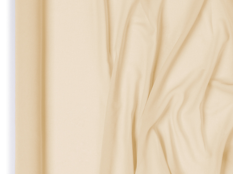 Bieżnik szyfonowy kremowy – wygląd na stole