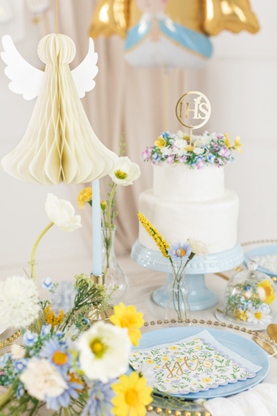 Dekoracja papierowa honeycomb Aniołek kość słoniowa 15 cm - złożona dekoracja