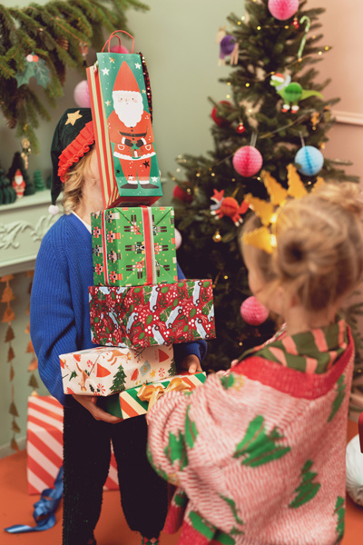 Metalowa zawieszka Mikołaj do powieszenia