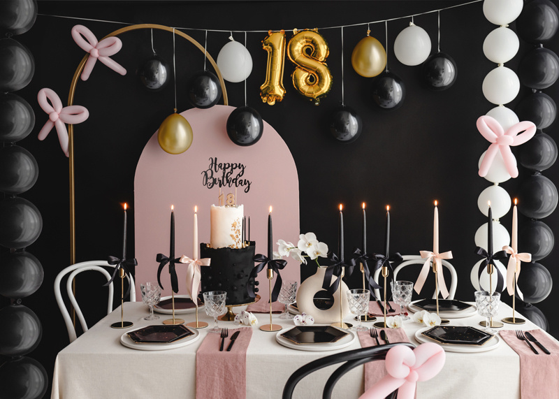 Balony i elementy zestawu girlandy balonowej 3w1