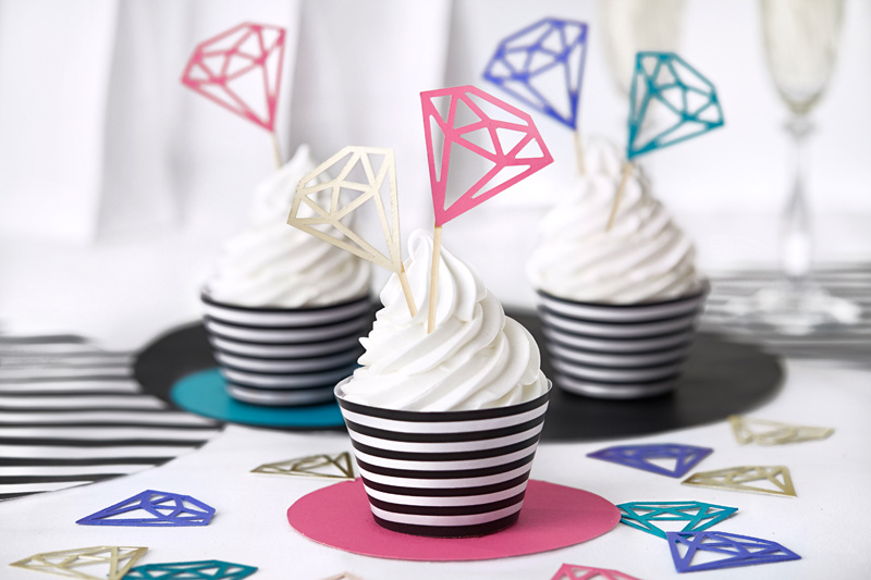 Podkładki papierowe okrągłe, mix – różne wzory i rozmiary