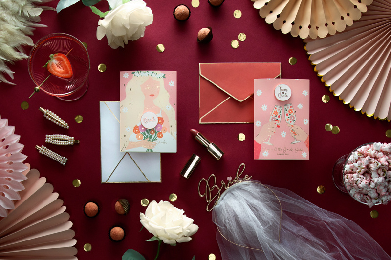 Kartka z pinem Bride Team w zestawie