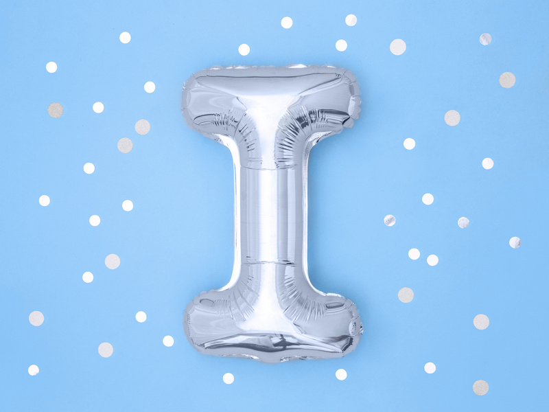 Balon foliowy litera I srebrny 35cm z detalem powierzchni