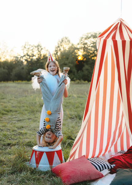 Dekoracyjny baldachim Cyrk - bezpieczeństwo i jakość