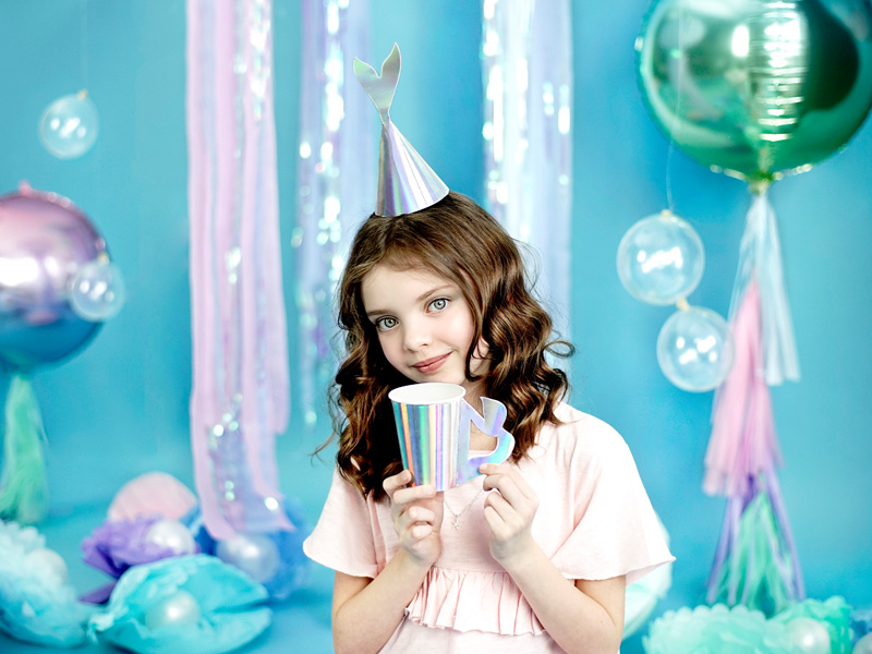 Kubeczki Syrenka - cała kolekcja na stole