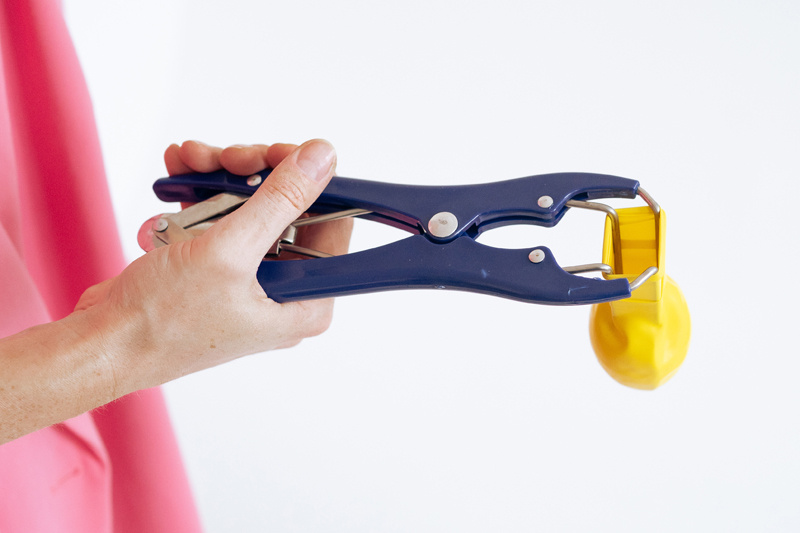 Przyrząd do rozszerzania balonów – ergonomiczna końcówka