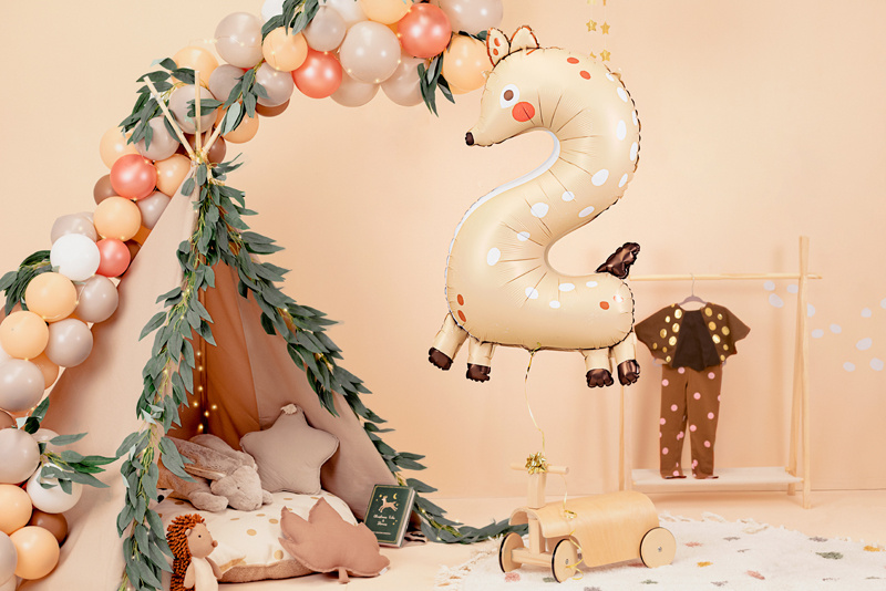 Balon foliowy Cyfra 2 Sarenka - detal grafiki