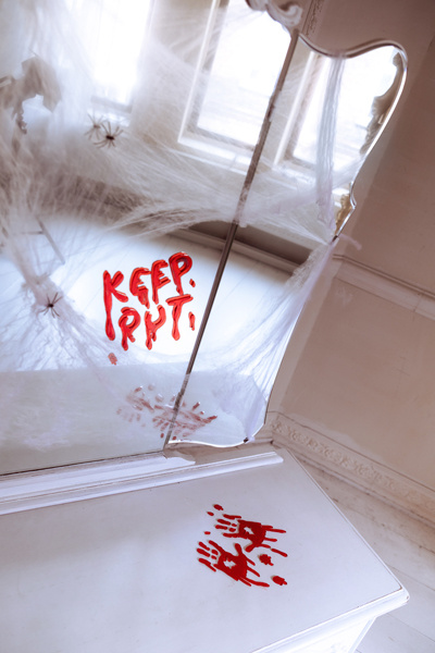 Żelowe naklejki na okno Keep Out czerwony - zdjęcie 4