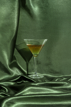 Satyna gładka, butelkowa zieleń, 0,36 x 9m (1 szt. / 9 mb.)