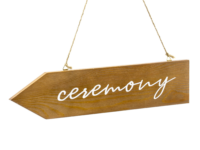 Drewniany drogowskaz Ceremony widok ogólny